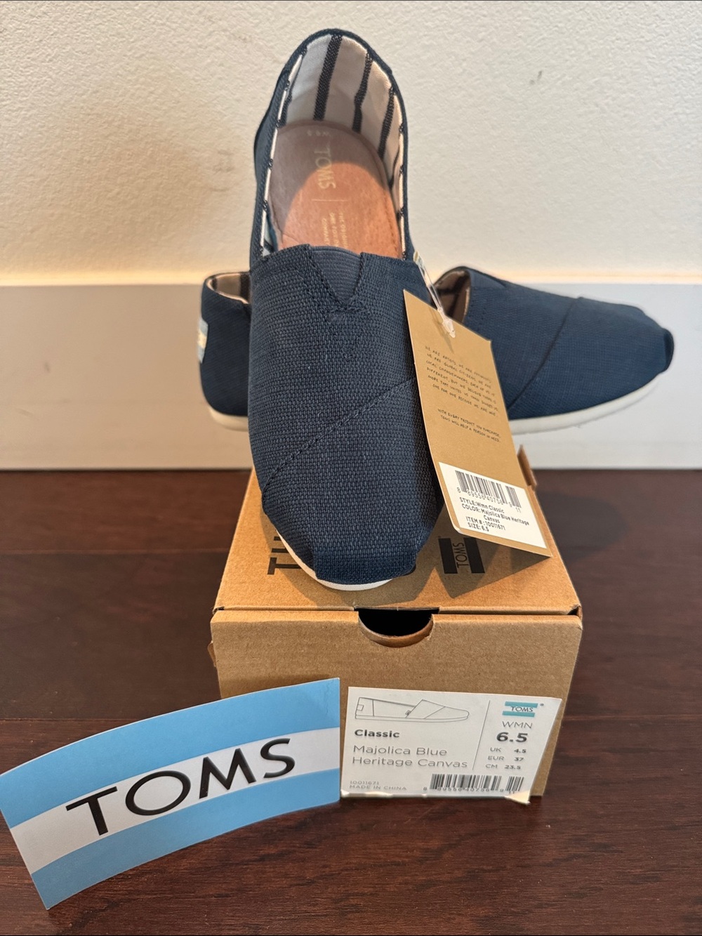 Toms Slip-On Canvas Shoes in Majolica Blue